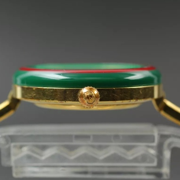GUCCI LUXURY Bracelet Watch - Picture 6 of 9